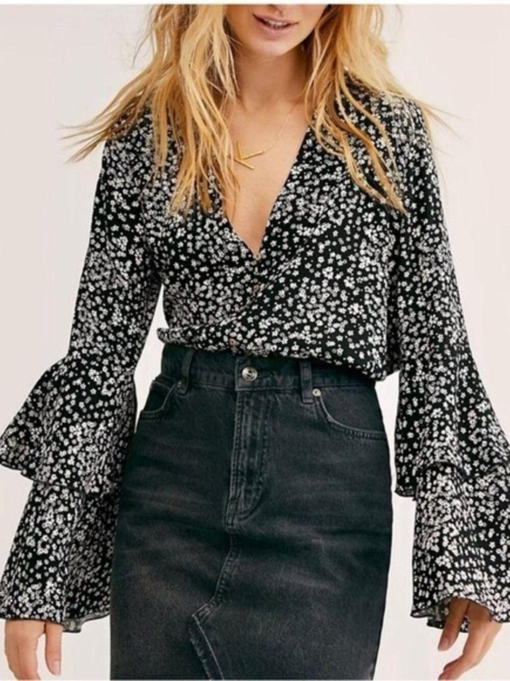 FP Intimately Ditsy Floral Bodysuit Lace V Neck Ruffle Long Sleeve Black Small